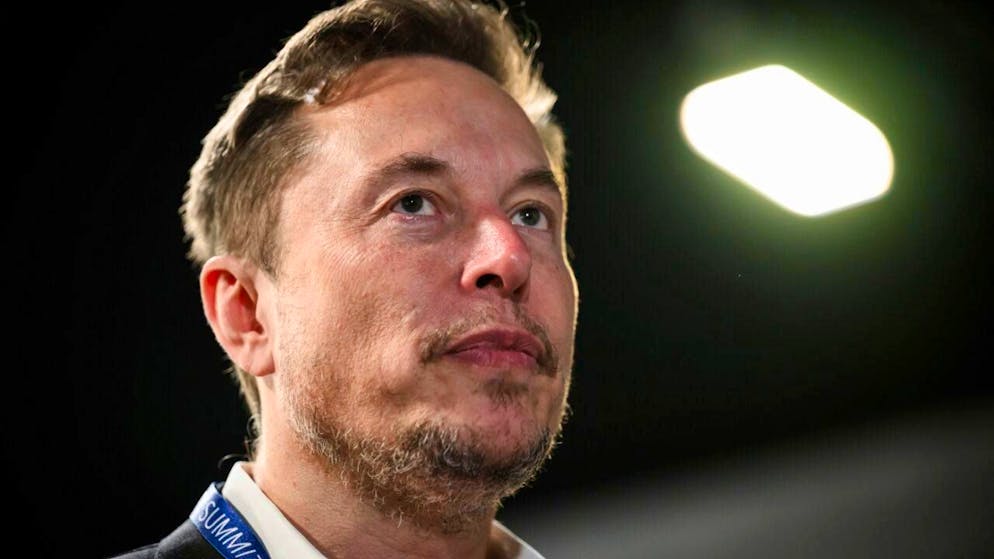 Nutzerinnen und Nutzer können Grok, den KI-Chatbot von Elon Musk, zur Erstellung von Fotos auffordern. (Archivbild)