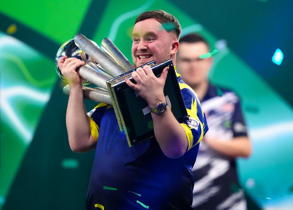 «Vielen Dank»: Weltmeister Littler versöhnt sich mit Fans - Gallery. Littlers zweiter WM-Titel ist perfekt.