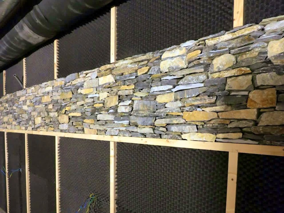 This new image is said to show that foam was also used in the walls. 