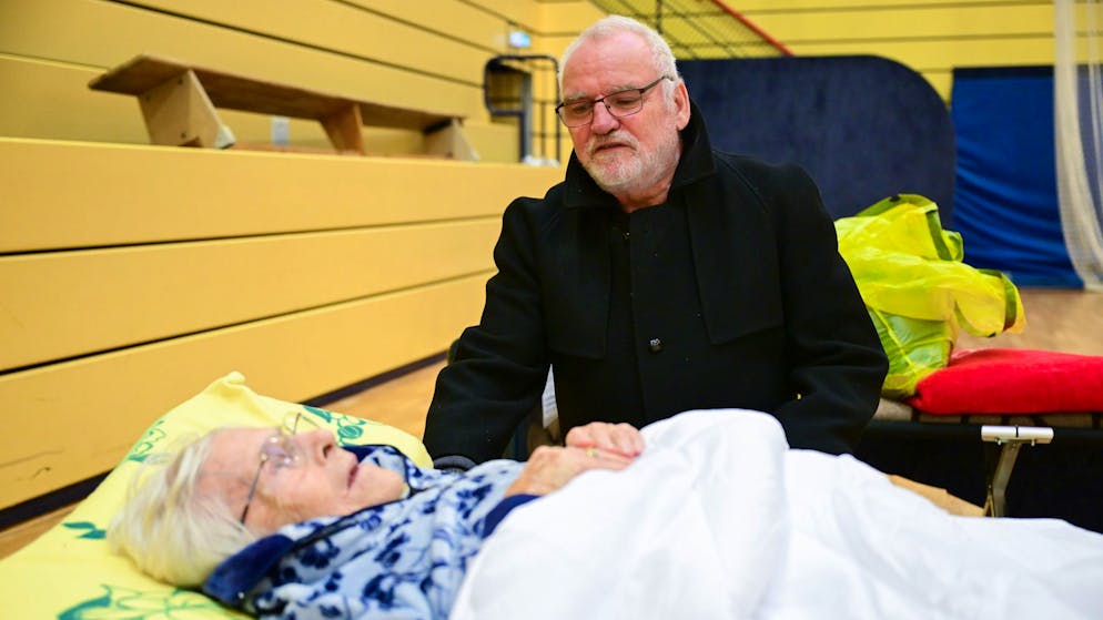 Anschlag auf Stromnetz. Zehntausende kämpfen in Berlin gegen Dunkelheit und Kälte