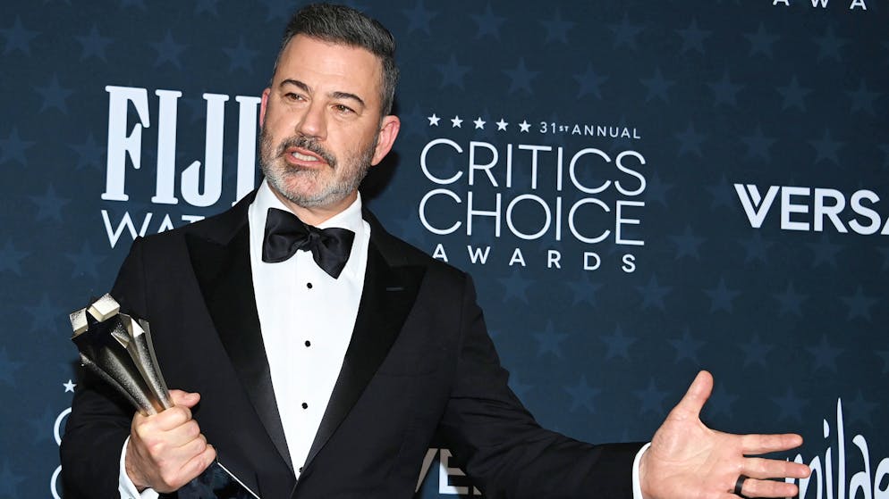 Jimmy Kimmel a remporté le prix du meilleur talk-show lors de l'édition 2026 des Critics Choice Award.