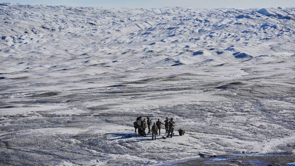 Dänische Soldaten bei einer Militärübung mit Truppen verschiedener Nato-Mitgliedstaaten am 17. September 2025 in Grönland.