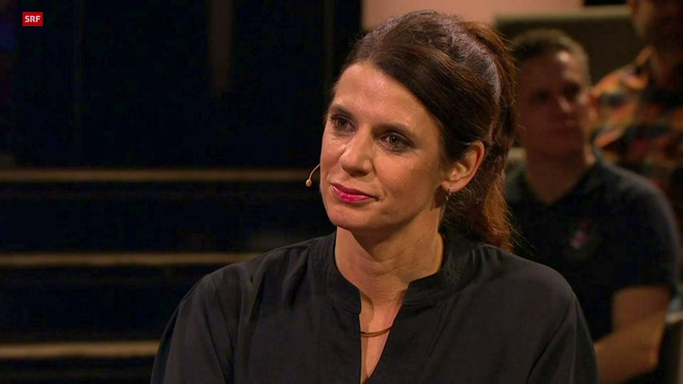 Chief physician Katrin Neuhaus made it clear that many burn victims are still in mortal danger.