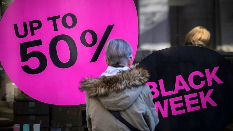Der Schweizer Detailhandel legte im November leicht zu. Er profitierte von den Aktionen rund um den Black Friday. (Archivbild)