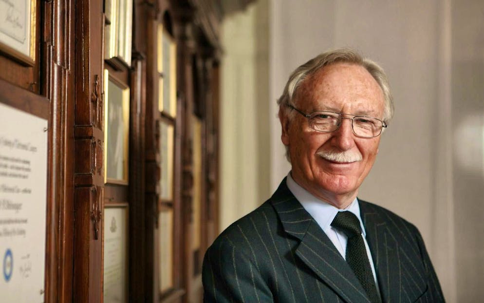 Rolf P. Steinegger non si sottrae ai dossier difficili. Da anni rappresenta clienti nel campo della medicina.