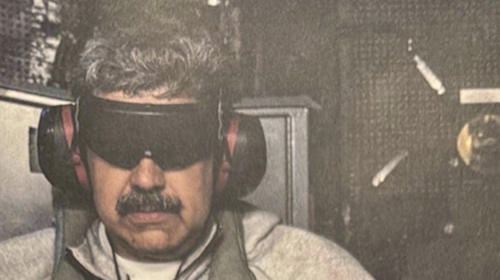 Trainingsanzug ausverkauft. Trump postet Maduro-Foto – und löst einen Modetrend aus