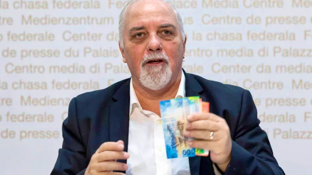 Richard Koller, initiator of the popular initiative "Cash is freedom", at the campaign launch for the vote on March 8 at a media conference in Bern.