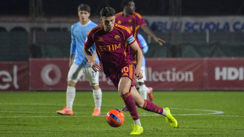 Premiere für U20-Nati-Spieler. Alessandro Romano gibt für die AS Roma sein Debüt in der Serie A