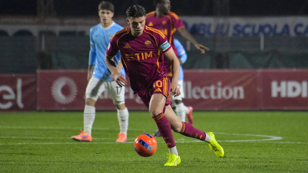Alessandro Romano führt normalerweise das U20-Team der AS Roma als Captain auf den Platz. Jetzt durfte er erstmals in der Serie A ran.