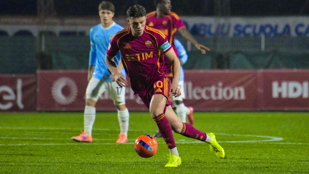 Alessandro Romano normally leads AS Roma's U20 team onto the pitch as captain. Now he has made his Serie A debut.