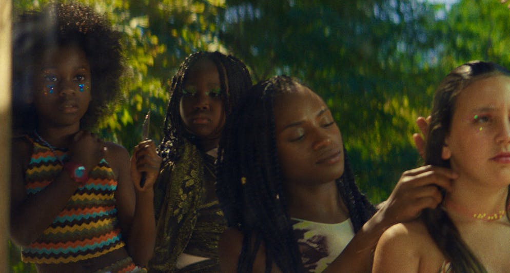 Ma frère. Les animatrices doivent gérer une équipe d'enfants aussi diverse que joyeuse.