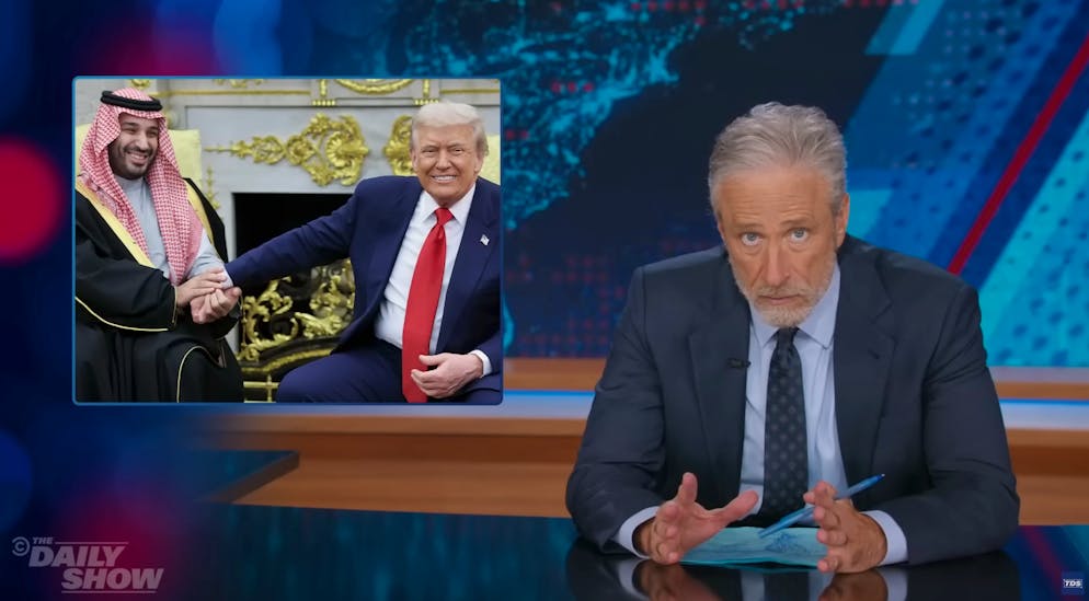 Von links: Saudi-Arabiens Kronprinz Mohammed bin Salman, Donald Trump und Jon Stewart.