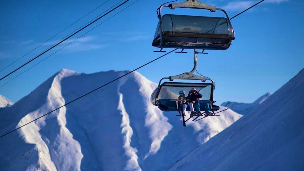 A 68-year-old German man had a fatal accident on a ski slope in the canton of Graubünden on Tuesday. (archive picture)