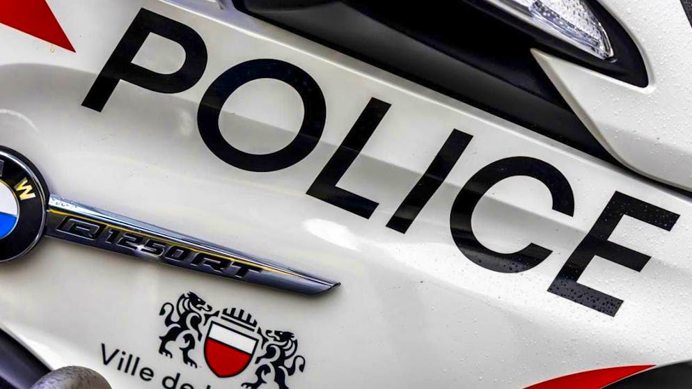 The occupant of an apartment in Lausanne died in a fire on Sunday. (symbolic image)