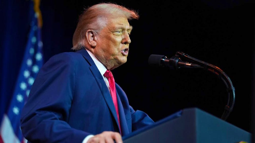 Au cours d'un appel téléphonique, en janvier 2021, Donald Trump avait notamment demandé à un haut responsable de Géorgie de "trouver" les 12'000 bulletins de vote qui lui manquaient pour remporter les 16 grands électeurs de l'Etat (archives).