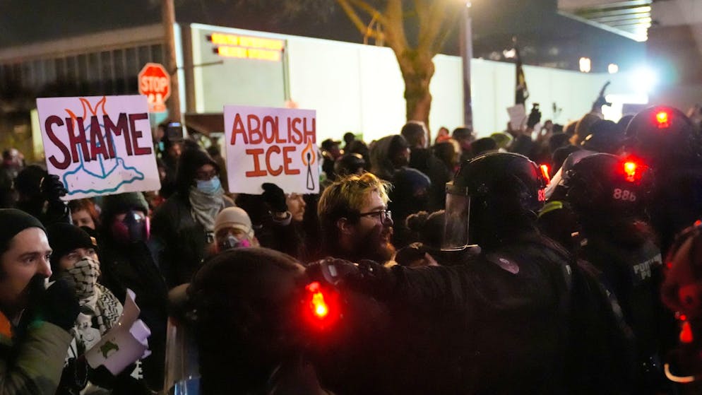 Dopo i fatti di Minneapolis. Spari anche a Portland, sale la rabbia contro i federali: ecco cosa sta succedendo negli Usa