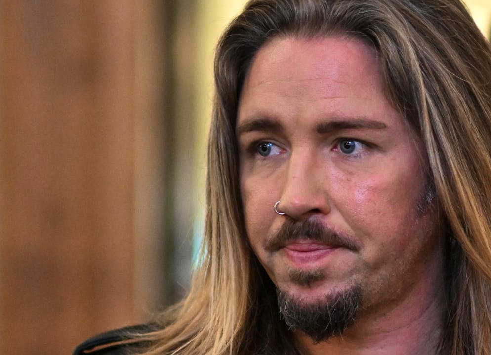 Dschungel-Kandidatin stichelt gegen Gil Ofarim: «Ganz übel» - Gallery. Gil Ofarim zog sich nach dem «Davidstern-Skandal» aus der Öffentlichkeit zurück, jetzt ist er auf RTL zurück. (Archivbild)