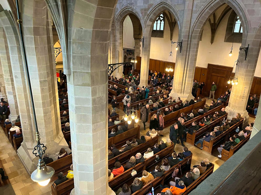 Fraumünster commemorative event Crans-Montana. People commemorate the dead of Crans-Montana at the Fraumünster in Zurich. 