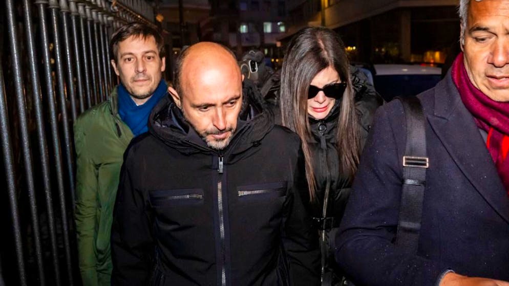 Tragödie in Crans-Montana VS. Morettis haben Betriebe nicht bar finanziert +++ Mit mehr Fluchtwegen hätten Opfer schneller fliehen können