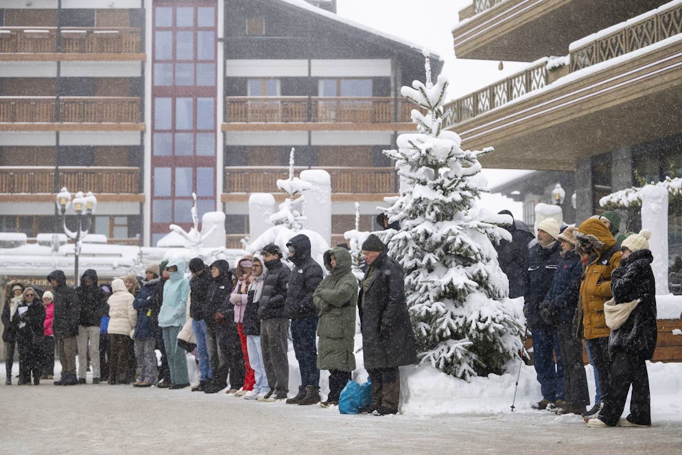 Nationaler Trauertag in Gedenken an die Opfer von Crans-Montana: Die Bilder. Schweigeminute in Crans-Montana.