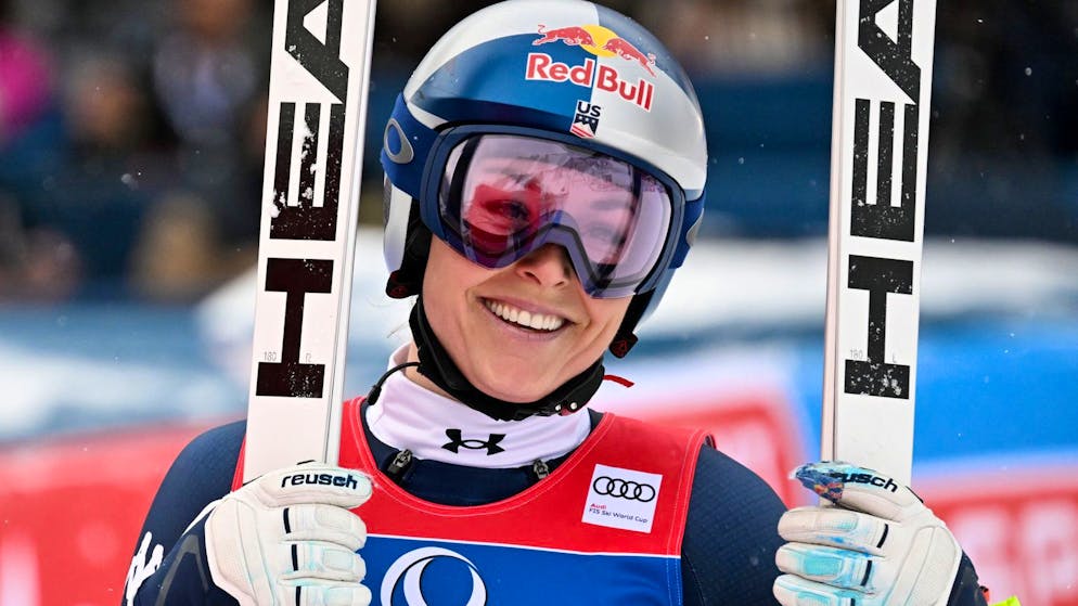 Lindsey Vonn strahlt nach ihrer Glanzleistung in Zauchensee.