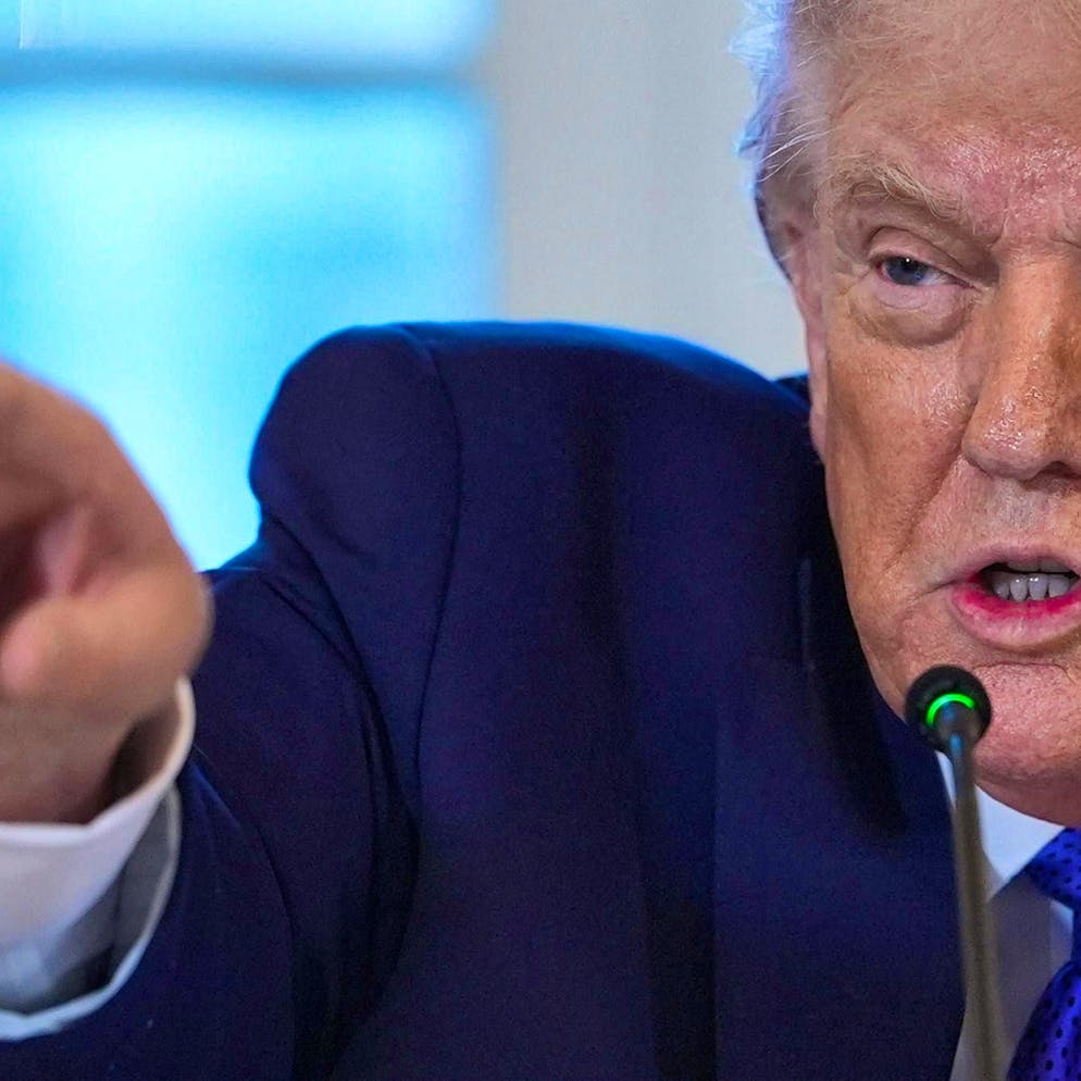 Cosa fare ora?. L'esperto: «Trump vuole un nuovo ordine mondiale, di cui Europa e Svizzera non fan parte»