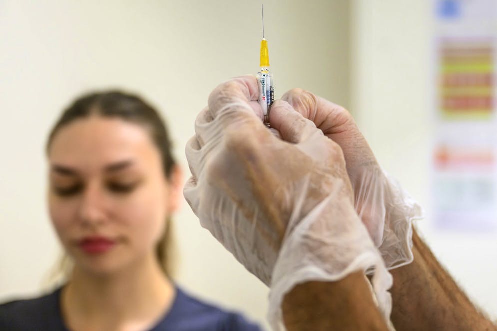 In St. Gallen könnten Impfverweigerer künftig zur Kasse gebeten werden.