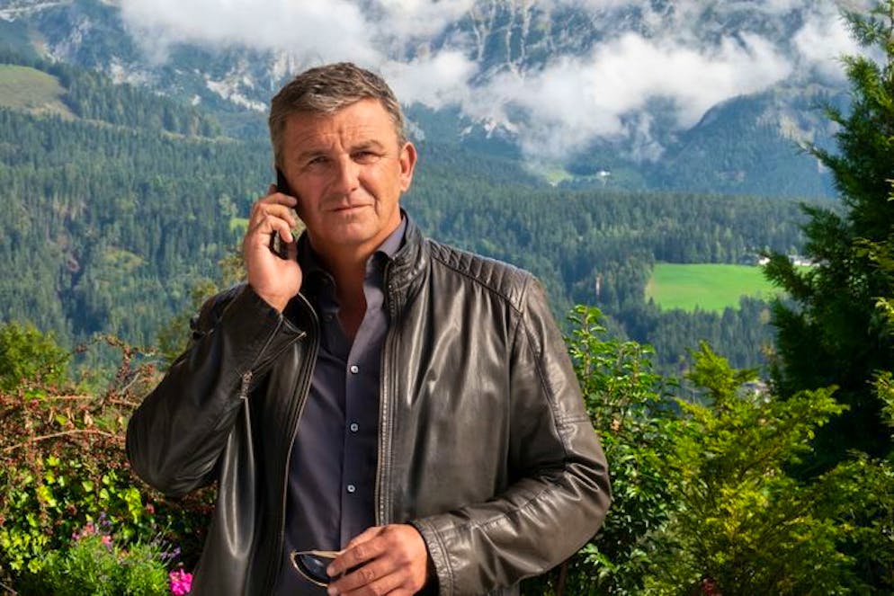 Hans Sigl hat in einem Podcast verraten, wie er sich sein Aus beim «Bergdoktor» vorstellt.