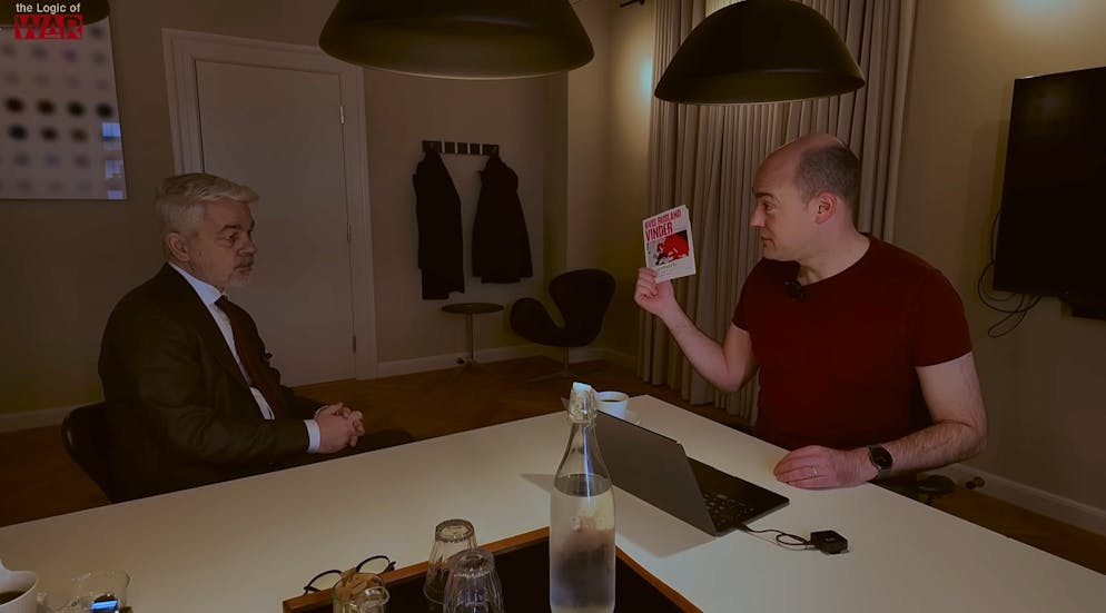 Carlo Masala (links) stellt im Gespräch mit Anders Puck Nielsen spannende Thesen auf.