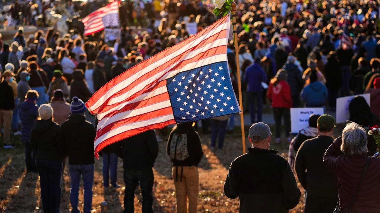 Politik. Weiter Proteste in den USA nach tödlichem Behörden-Einsatz