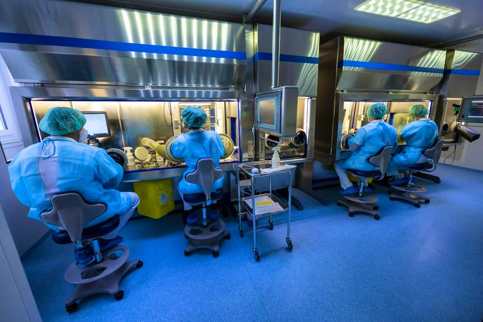 Lausanne laboratory grows skin for Crans-Montana fire victims