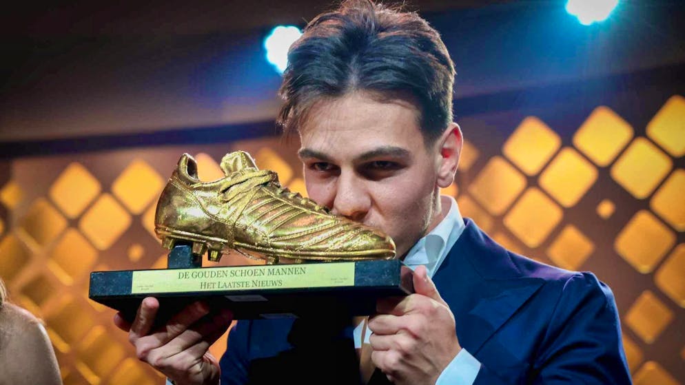 Ardon Jashari is also player of the year in Belgium.