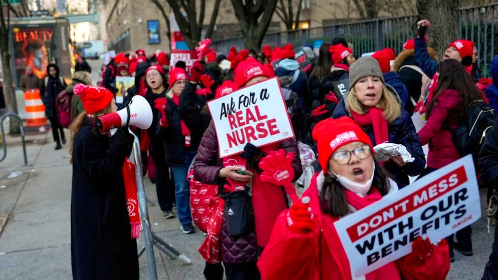 Stati Uniti. A New York quasi 15'000 infermieri in sciopero