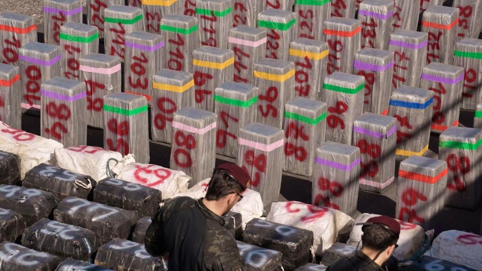 Arrestate 13 persone. Sequestro record di 10 tonnellate di cocaina al largo delle Canarie