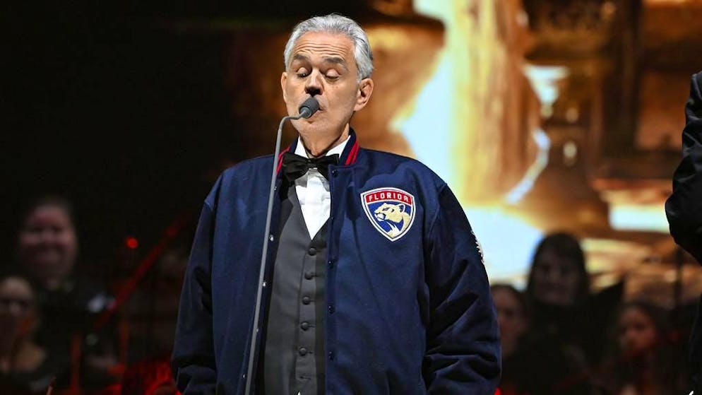 Cerimonia a San Siro. Andrea Bocelli e Mariah Carey all'apertura delle Olimpiadi invernali 2026