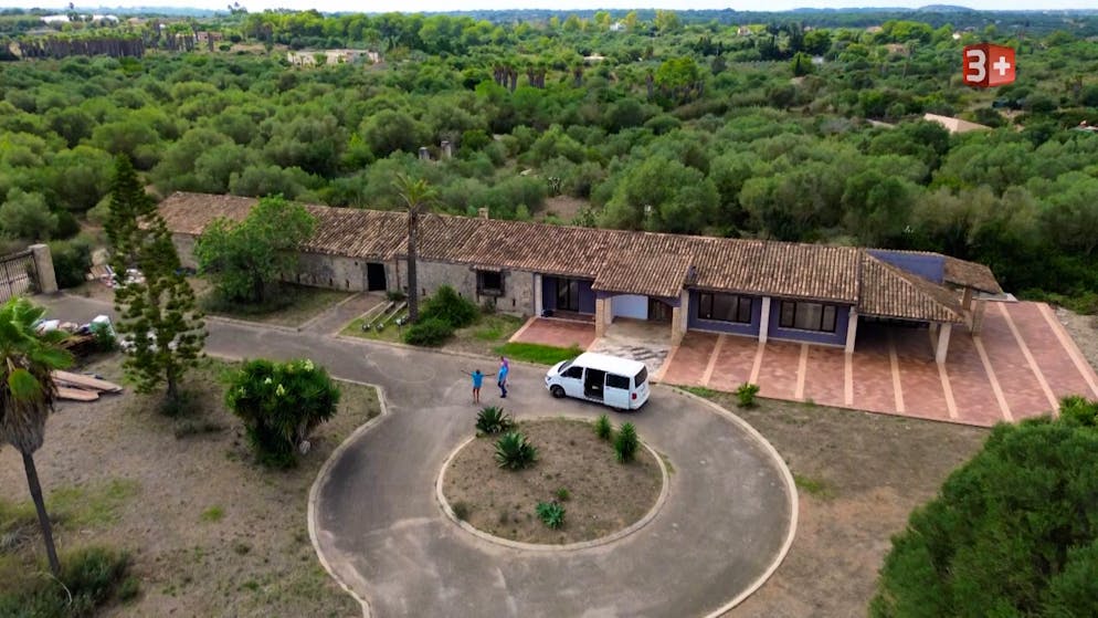 «Adieu Heimat» 2026: Die erste Folge. Auf der Finca Noah gibt es noch viel zu tun, wie die TV-Sendung «Adieu Heimat» zeigt. 