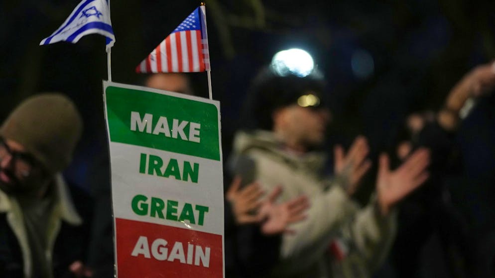 Medio Oriente. Il regime iraniano chiama alla piazza ma apre al dialogo con Trump: ecco cosa sta succedendo