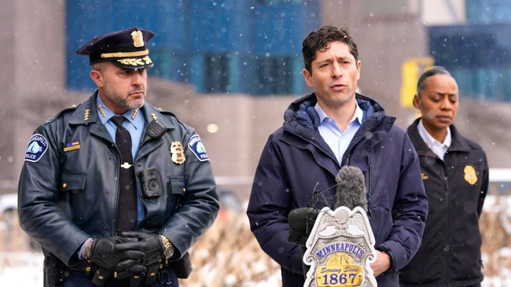 Minneapolis (en photo son maire Jacob Frey) et l'Etat du Minnesota ont porté plainte contre les agissements de la police de l'immigration dans leur ville et Etat.