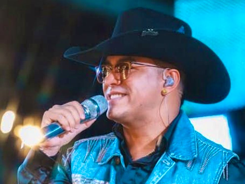 Yeison Jiménez has died in a plane crash. He was 34 years old.