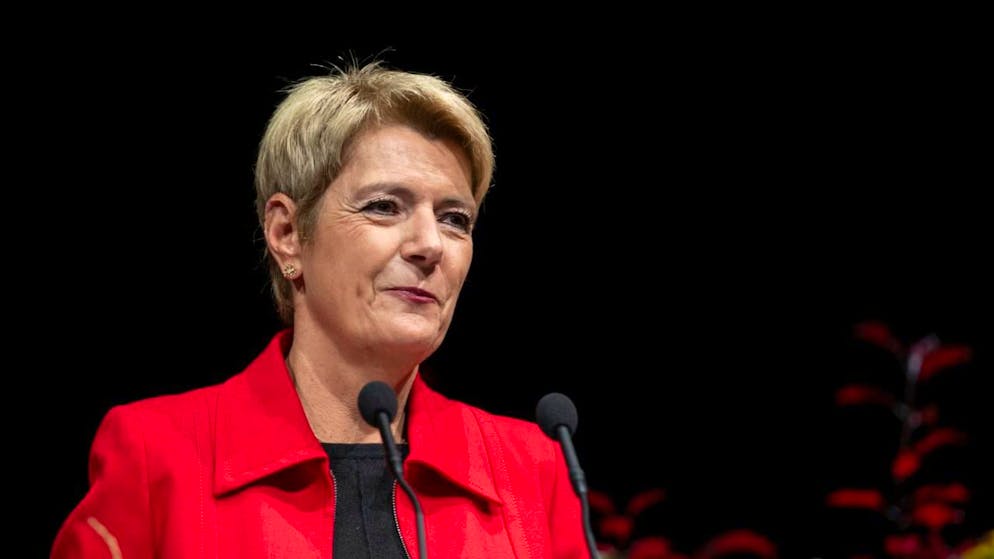 La ministre des finances Karin Keller-Sutter défend la réforme de l'imposition individuelle (archives).