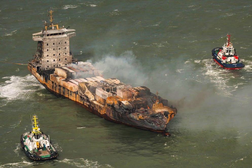 La collision a provoqué de spectaculaires incendies sur les deux navires mais une marée noire a été évitée (archives).
