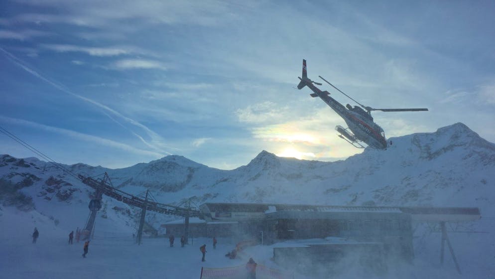 Les secours n'ont pas pu le ranimer.