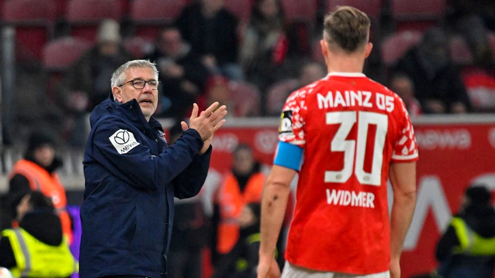 Applaus von Urs Fischer für Silvan Widmer.