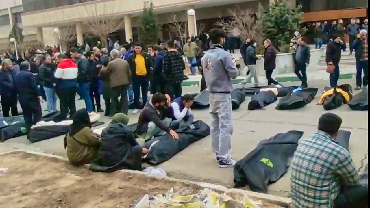 Politics. Human rights activists: More than 2,500 dead during protests in Iran