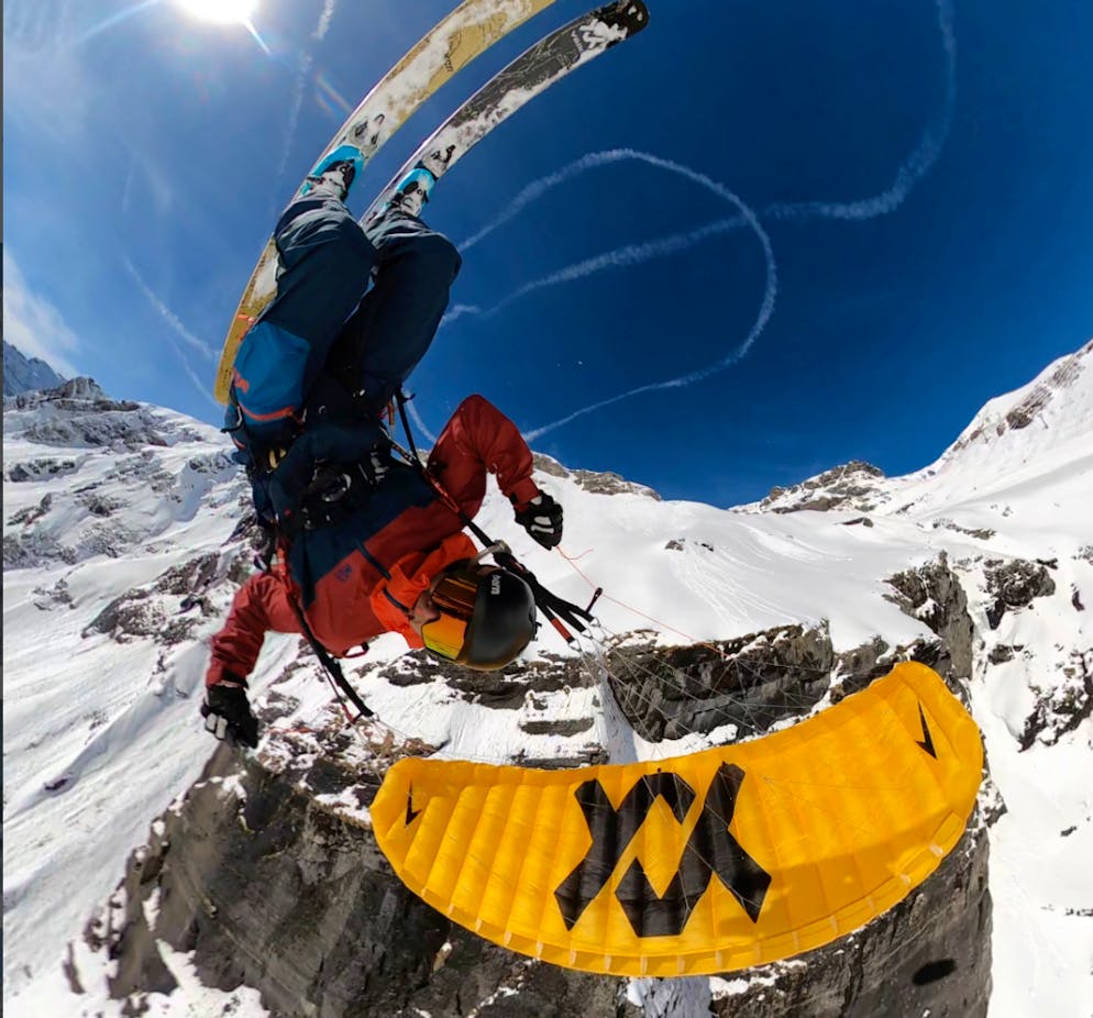 Grosse Erfolge Ueli Kestenholz. Später kombinierte Ueli Kestenholz Snowboarden, Paragliding und andere Sportarten. 