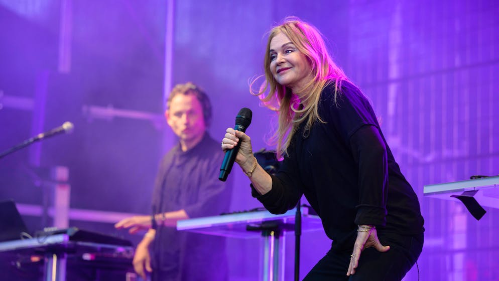 Inga Humpe, die Sängerin der Band 2raumwohnung, geht auch mit 70 Jahren noch gerne im Berliner Technoclub Berghain tanzen.
