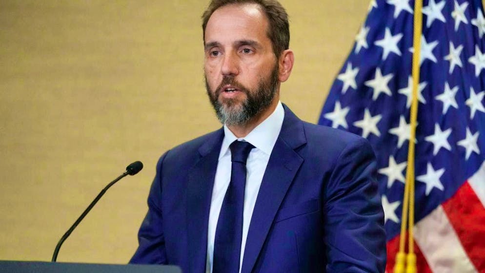ARCHIVE - Jack Smith, special prosecutor, speaks to the media in a Justice Department office about the indictment of former US President Donald Trump. Photo: Jacquelyn Martin/AP/dpa