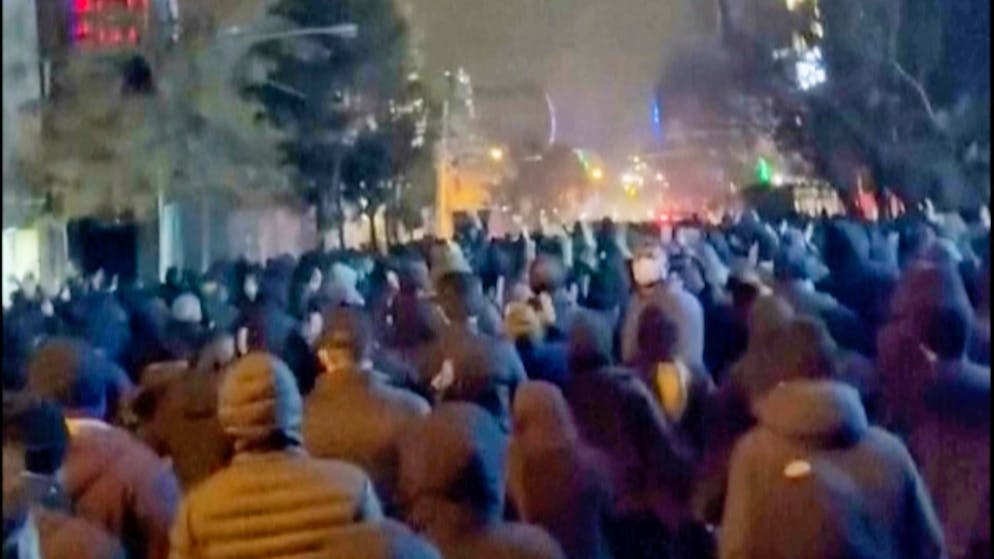 Mass protests escalate. Iranians take to the streets against the regime in Zurich and Bern