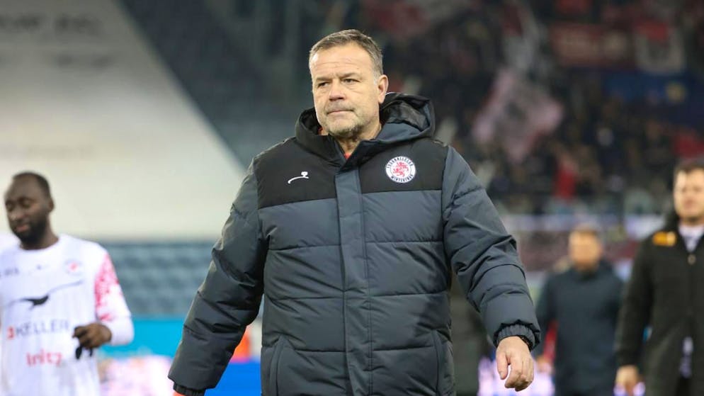 Für Winterthurs Trainer Patrick Rahmen geht es in Sitten darum, den Rückstand auf die rettenden Plätze noch vor dem Start in die Rückrunde zu verkleinern