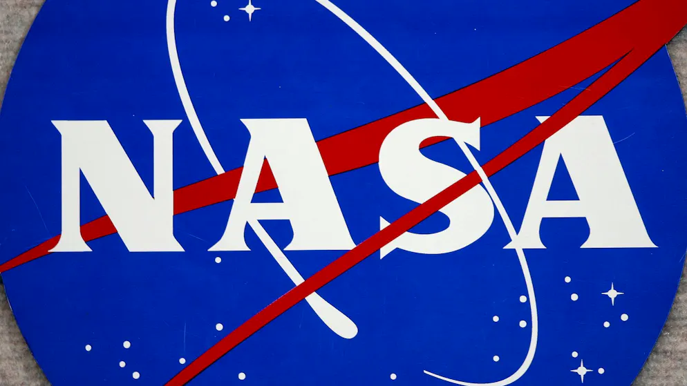 Technischer Defekt. NASA-Flugzeug legt dramatische Bauchlandung hin